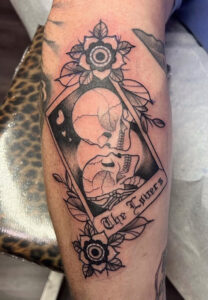 black_and_grey_tattoos-20